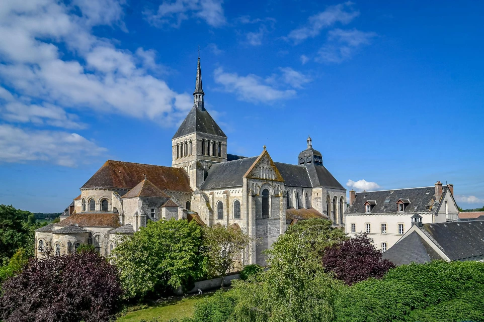 Abbaye de Saint-Benoît-sur-Loire